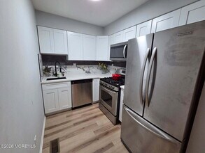 213 Main St in Keansburg, NJ - Building Photo - Building Photo