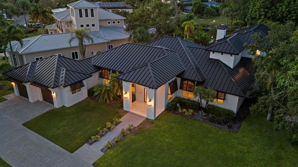 1707 Caribbean Dr in Sarasota, FL - Building Photo