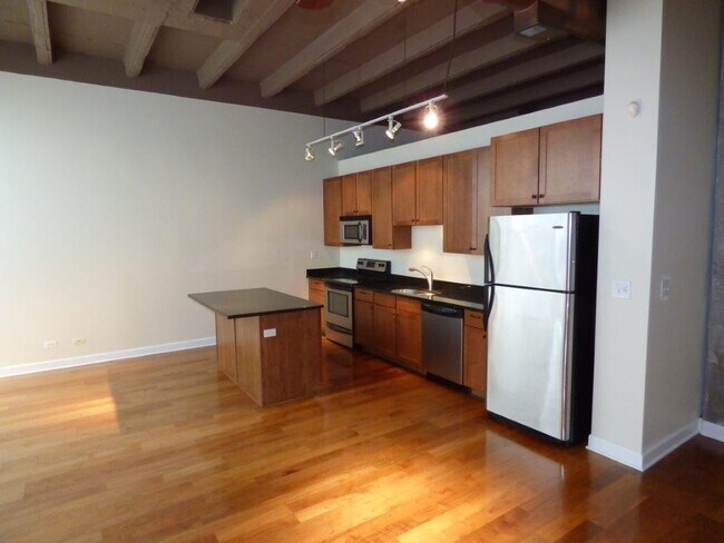 4131 W Belmont Ave in Chicago, IL - Building Photo - Building Photo