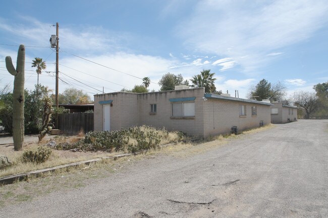 3532-3536 E Flower St in Tucson, AZ - Building Photo - Building Photo