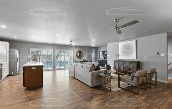 2134 Lucas Dr in Dallas, TX - Building Photo - Building Photo