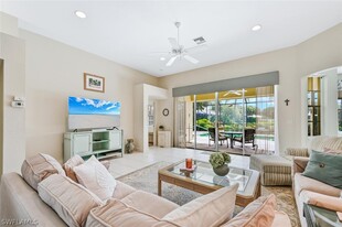 2259 Island Cove Cir in Naples, FL - Building Photo - Building Photo