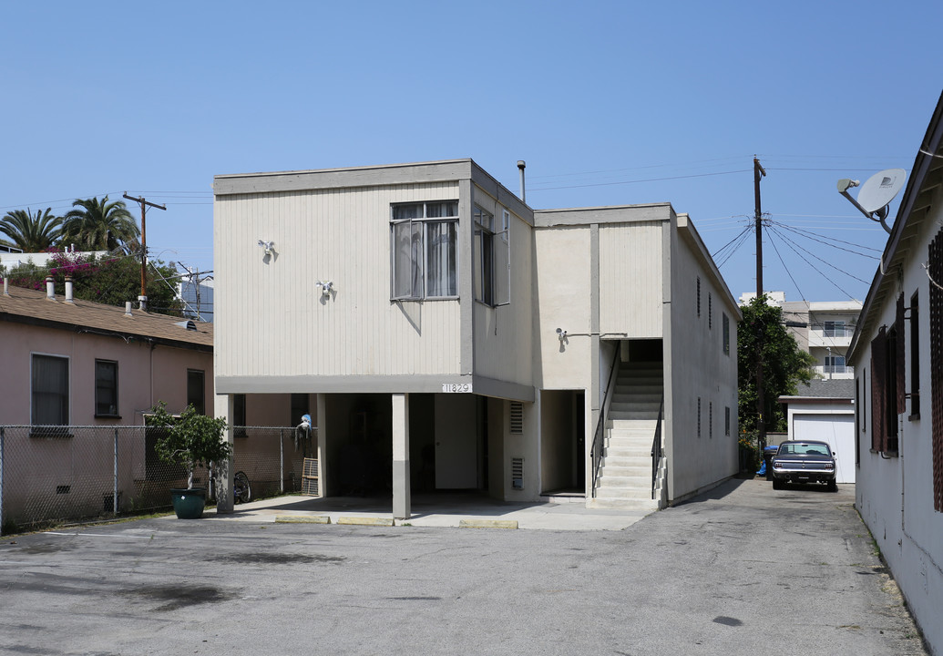 11829 Culver Blvd in Los Angeles, CA - Building Photo