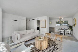 138 W Tiana Rd in Hampton Bays, NY - Building Photo - Building Photo