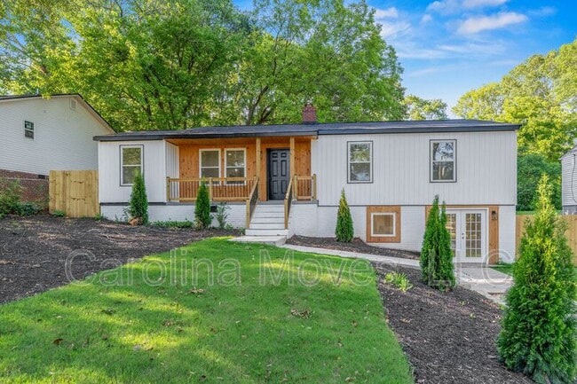 property at 10 Valley View Dr