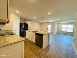 120 Tiller Dr in Callaway, FL - Building Photo - Building Photo