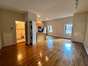 1121 Walnut St, Unit 4F in Philadelphia, PA - Foto de edificio - Building Photo