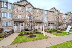 275 Old Huron Rd in Kitchener, ON - Building Photo