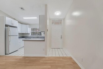 13730 Sunflower Ct in Wellington, FL - Foto de edificio - Building Photo