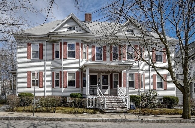 property at 53 Wellington St