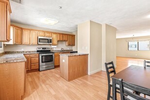 62 Crestview Dr, Unit 62 Apartamentos