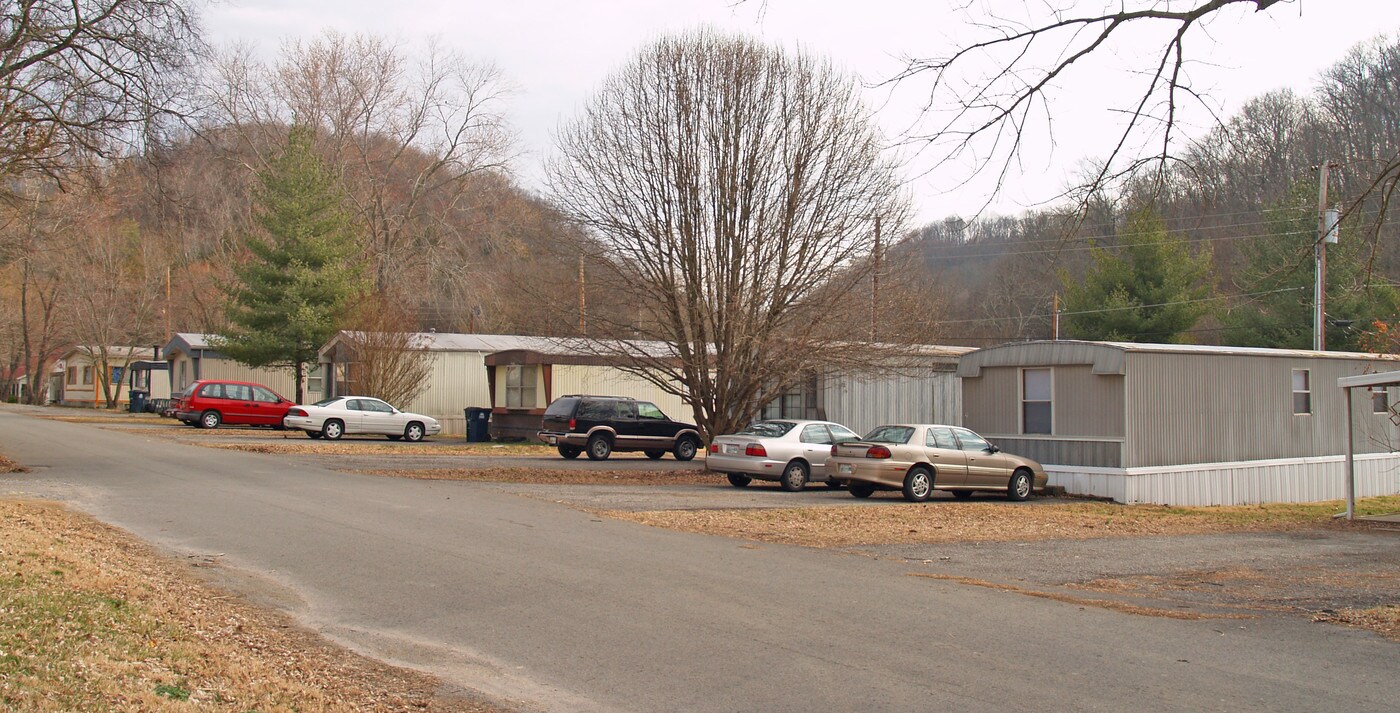 1257 Louisville Hwy in Goodlettsville, TN - Building Photo