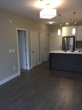 1948-1948 N Parallel Rd in Abbotsford, BC - Building Photo - Building Photo