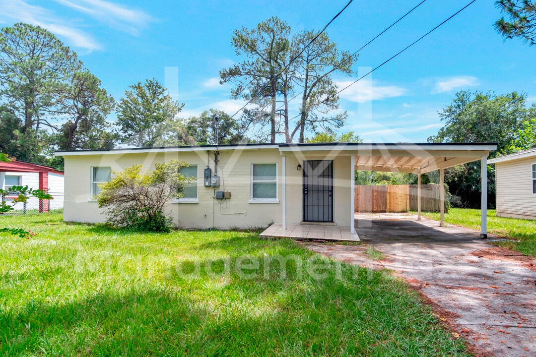 3622 Ardisia Rd in Jacksonville, FL - Building Photo