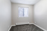 Cliff Park in Clifton Heights, PA - Building Photo - Interior Photo