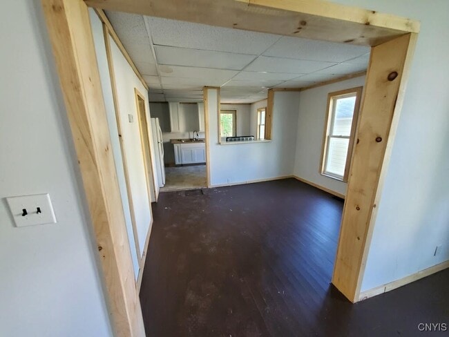 property at 111 E Lynde St