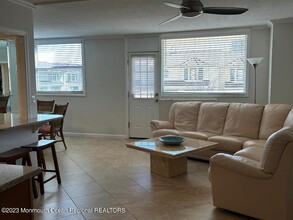 675 Ocean Ave-Unit -3F in Long Branch, NJ - Building Photo - Building Photo
