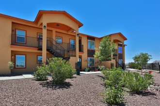 Double View Apartments in El Paso, TX - Building Photo - Building Photo