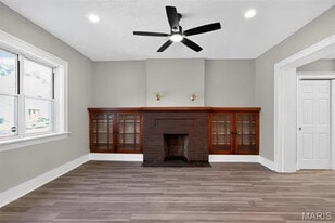 4152 Delmar Blvd in St. Louis, MO - Building Photo