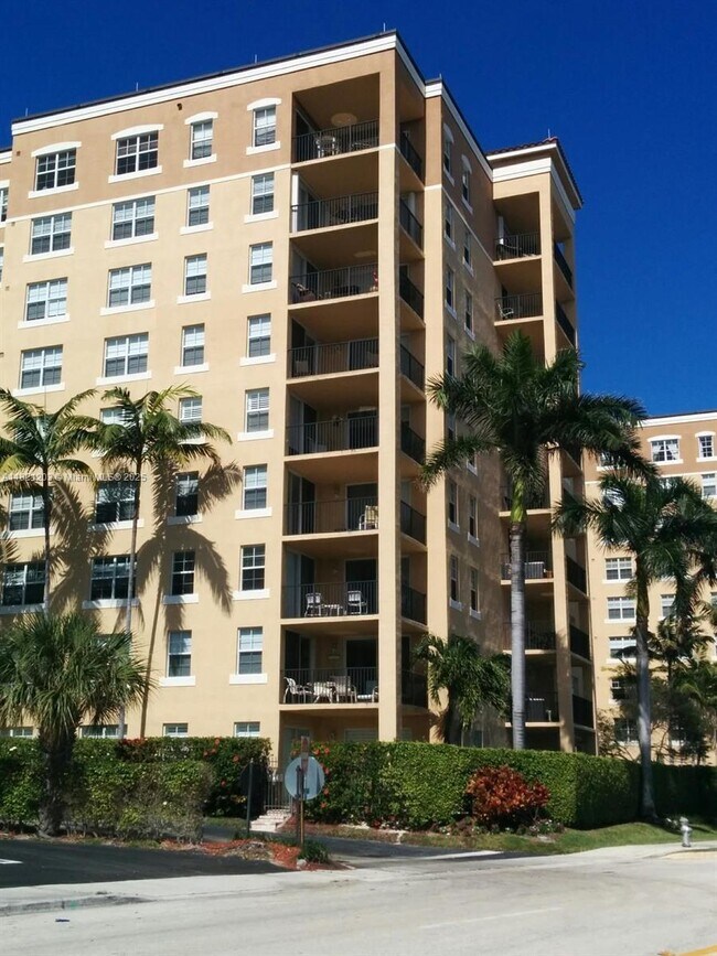property at 1801 N Flagler Dr