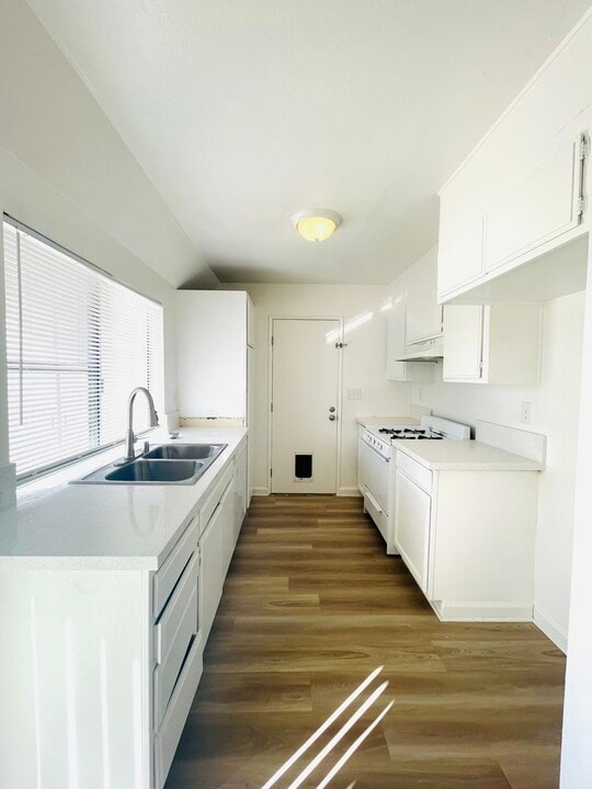 1556 Echidna Pl in Ventura, CA - Building Photo