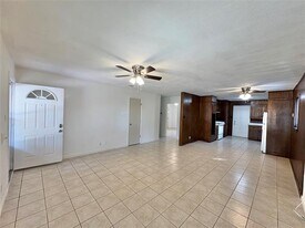 4925 Geddes Ave in Fort Worth, TX - Building Photo