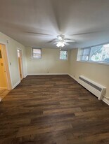 705 Snelling Ave S, Unit B2 in St. Paul, MN - Building Photo