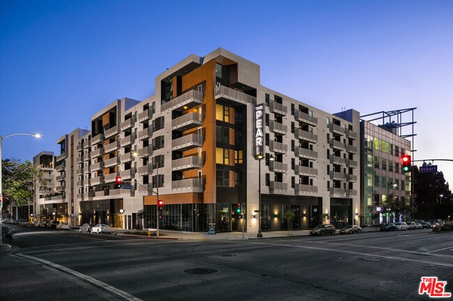 property at 687 S Hobart Blvd