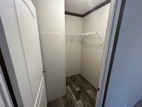 666 Oregon St in Belleville, MI - Building Photo - Building Photo