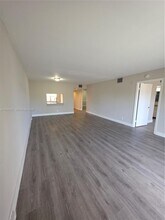 1401 SW 128th Terrace in Pembroke Pines, FL - Building Photo - Building Photo