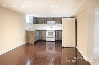 159 David Ave in Hamilton, ON - Building Photo - Building Photo