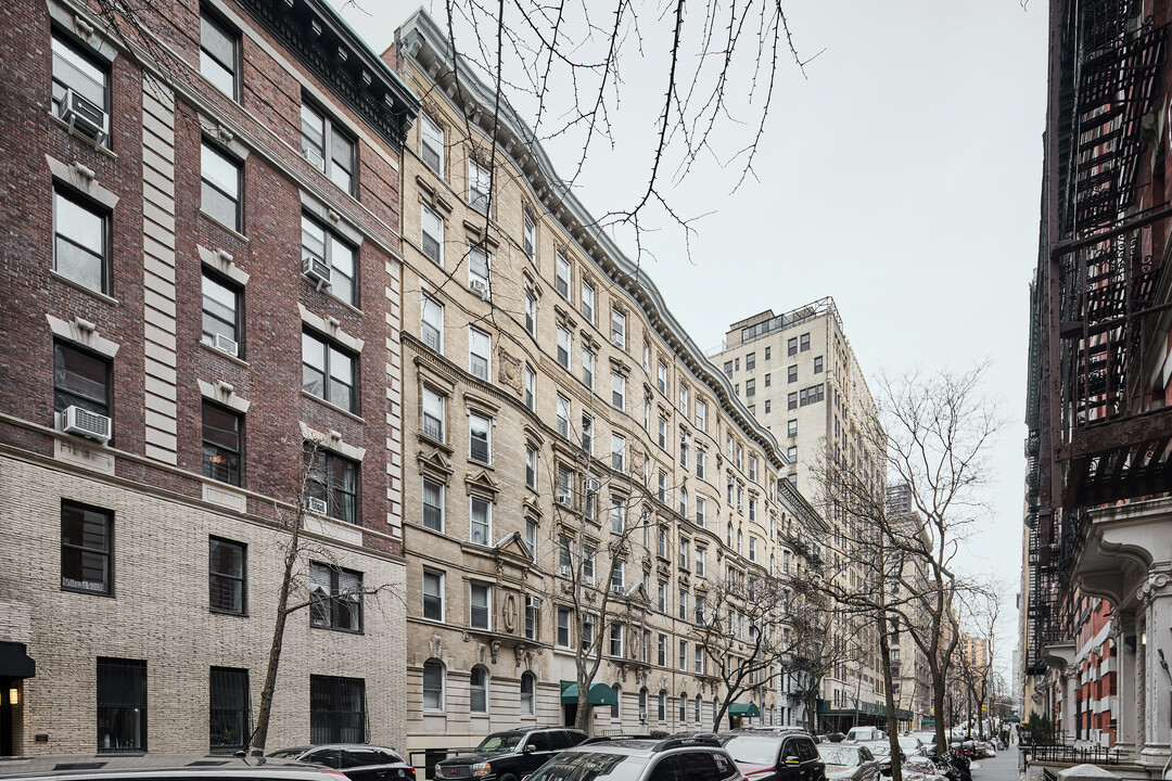 Prince Hotel in New York, NY - Building Photo