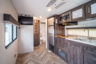 2300 N 58th Ter, Unit 3 in Hollywood, FL - Building Photo