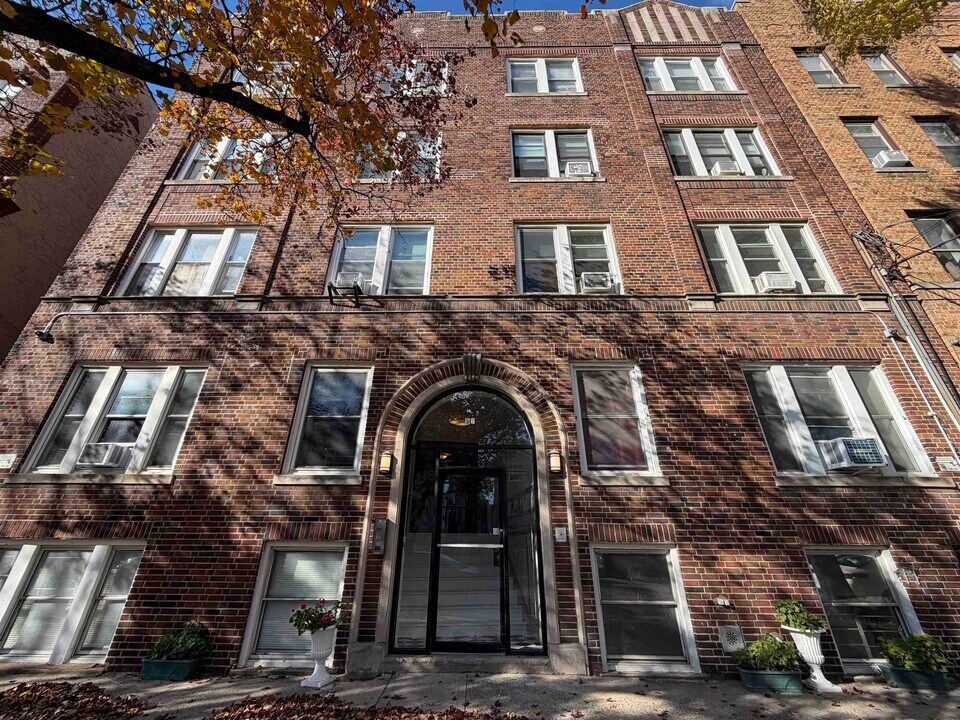 57 Corbin Ave in Jersey City, NJ - Building Photo