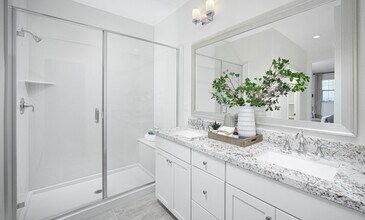 6000 Waddington Wy in Roseville, CA - Building Photo - Building Photo