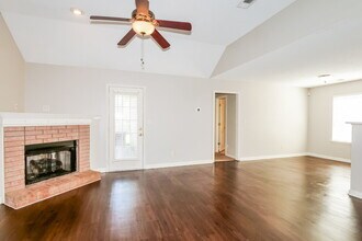 1106 Cross Wood Ln in Cordova, TN - Building Photo - Building Photo