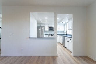 28525 Avenida La Paz in Cathedral City, CA - Building Photo - Building Photo