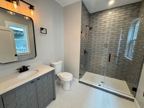 272 E Cottage St, Unit 2 in Boston, MA - Building Photo - Building Photo