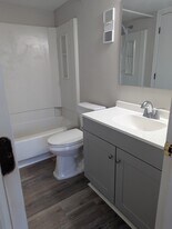 5905 S Kings Hwy in Myrtle Beach, SC - Building Photo
