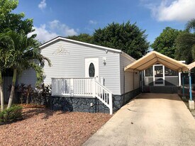 11945 Flotilla Pl in Boca Raton, FL - Building Photo