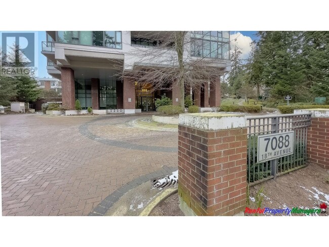 7088-2018 18th Ave in Burnaby, BC - Building Photo - Building Photo