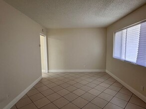 6543 Hannon St in Bell Gardens, CA - Building Photo - Building Photo