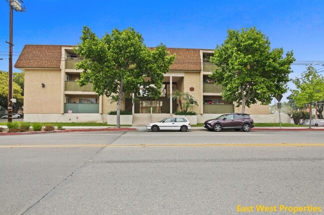 property at 408 Civic Center Dr E