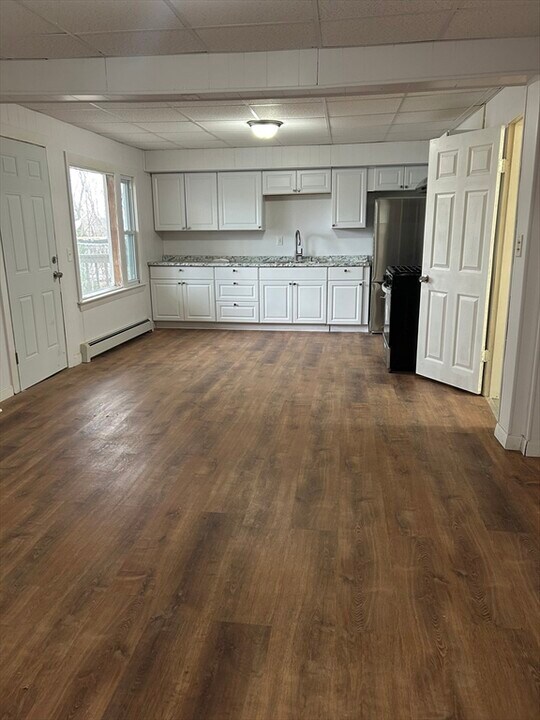 42 Salem St-Unit -1 in Fitchburg, MA - Building Photo
