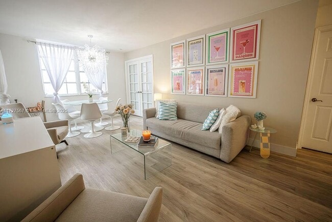 1280 S Alhambra Cir in Coral Gables, FL - Building Photo - Building Photo