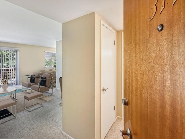 317 Poe St in Palo Alto, CA - Building Photo - Building Photo