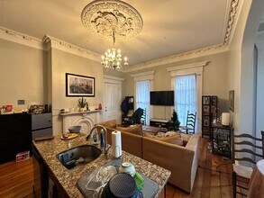 131 Hillside St in Boston, MA - Building Photo - Building Photo