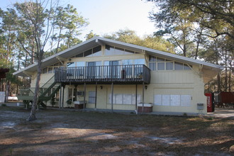 Spanish Main MH & RV Resort in Thonotosassa, FL - Building Photo - Building Photo