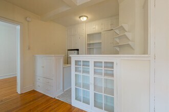 3252 Girard Ave S in Minneapolis, MN - Foto de edificio - Building Photo