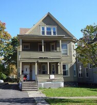 833 Sumner Ave in Syracuse, NY - Building Photo